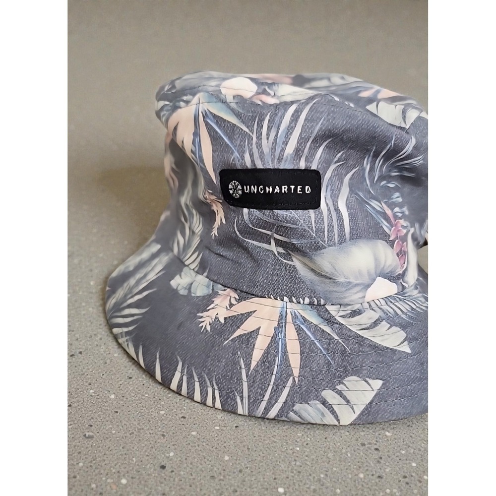 Uncharted Tropical Floral Bucket Hat Navy Blue Lightweight Beach Hat NWT L/XL